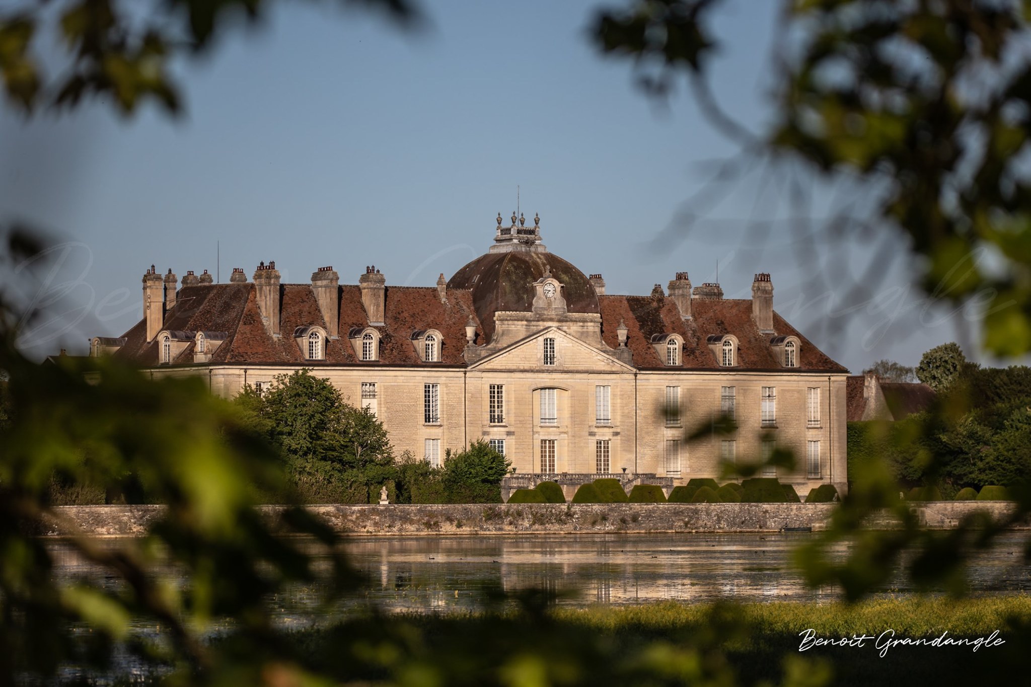 Château de Fontaine-Française - Vue 2
